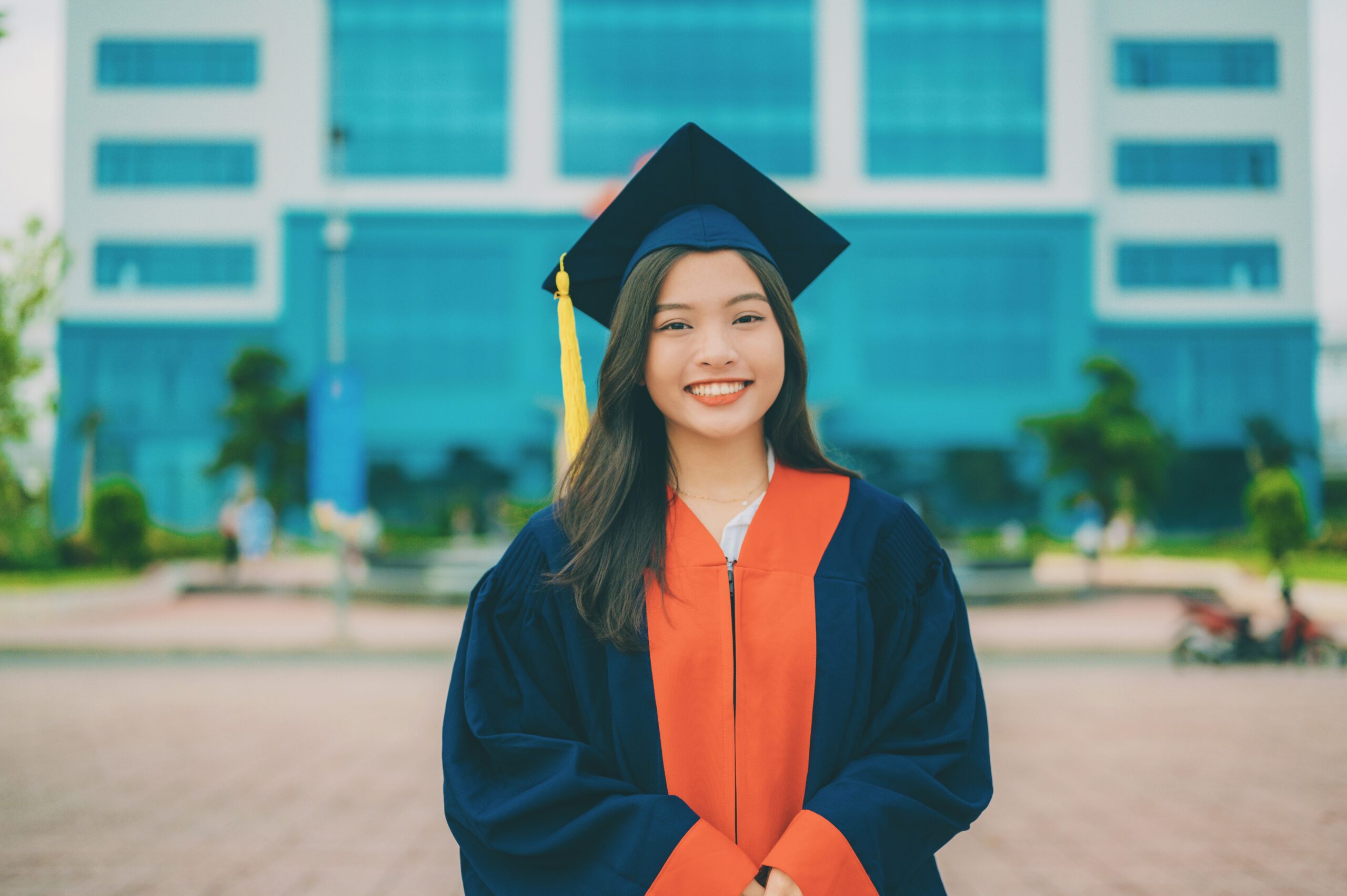 how to get a full scholarship in the USA as an international student